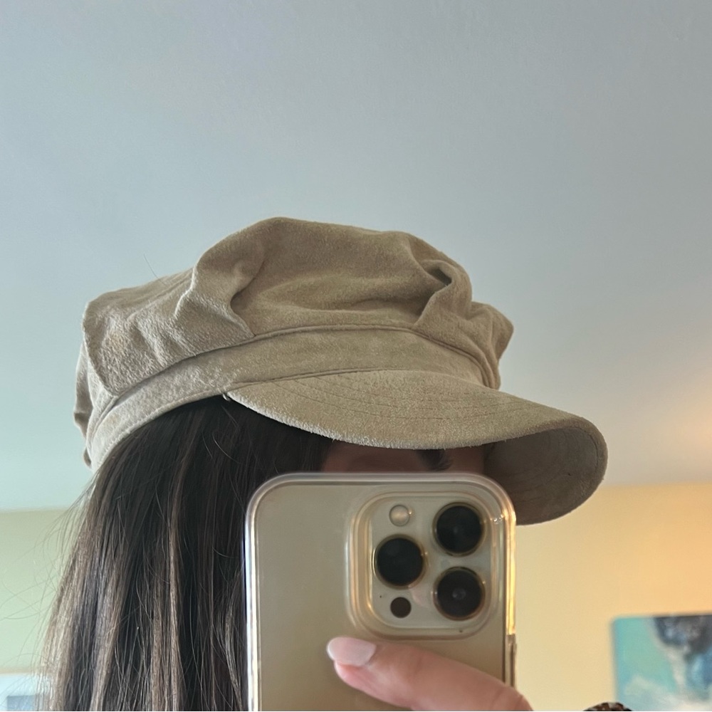 Suede Hat - Picture 2 of 3